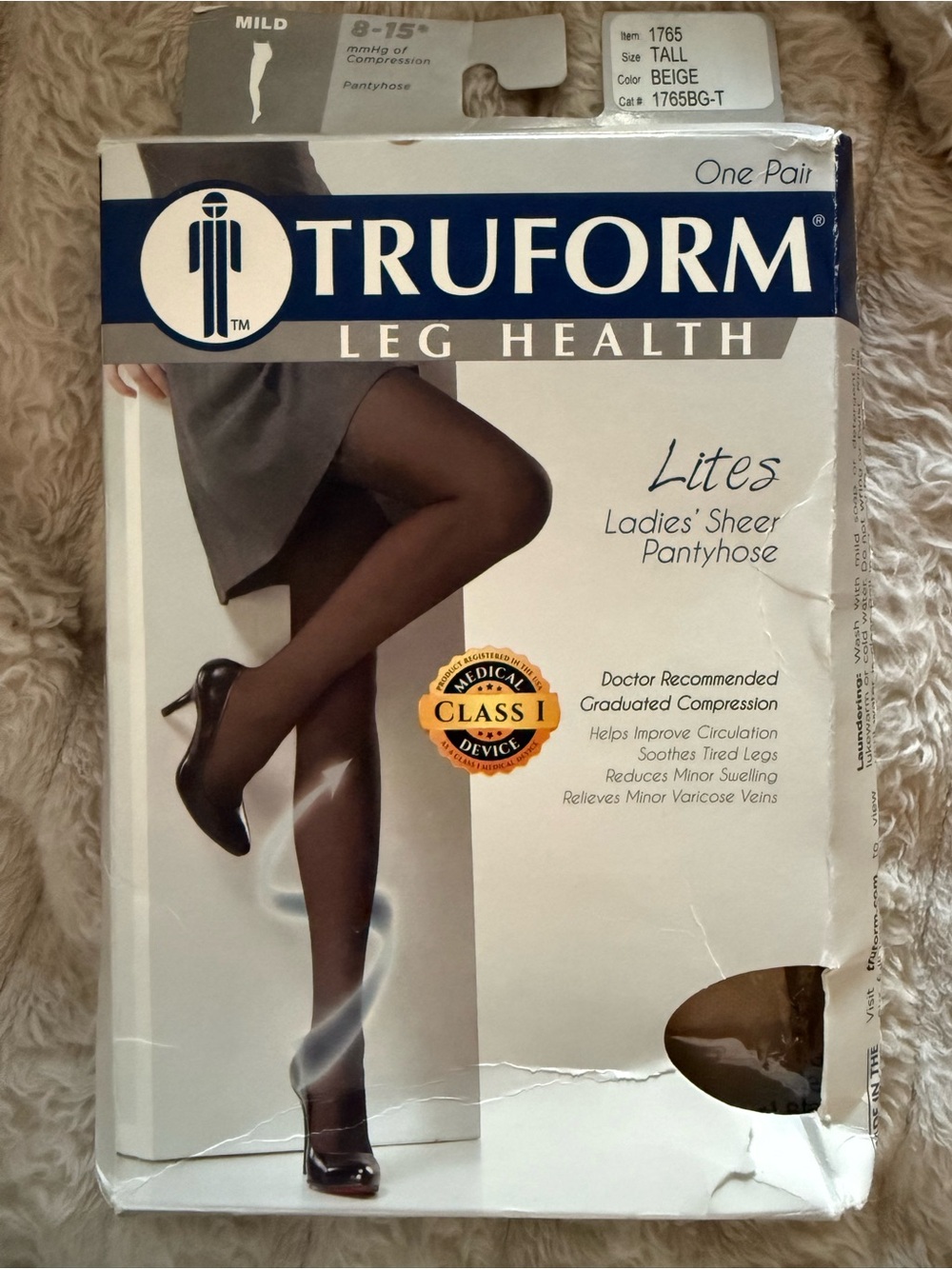 Truform Lites Ladies' Sheer Pantyhose — Beige